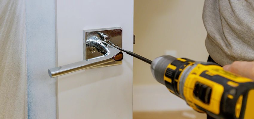 After-hours Locksmith  For Lock Troubleshooting in Adelanto, California