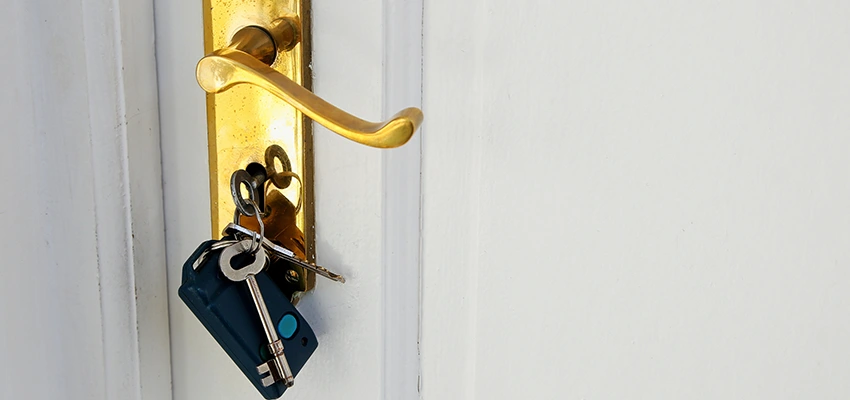 Broken Door Key Extraction in Adelanto, CA